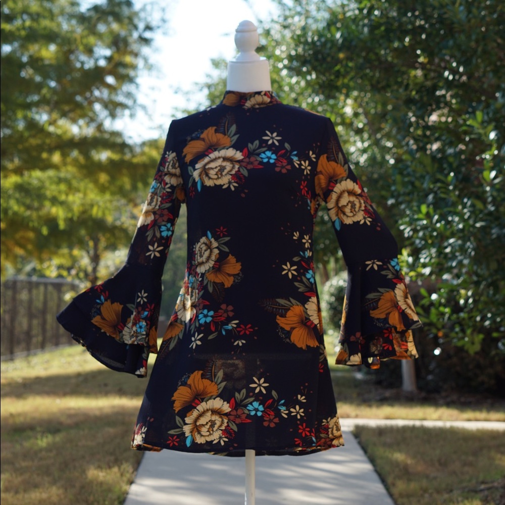 Never looked better belle sleeved dress! - Picture 5 of 7